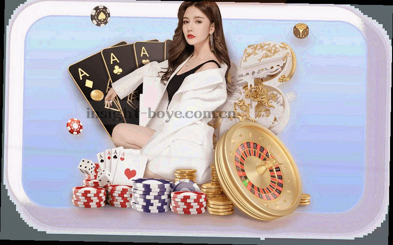 体育场内视角，场上球队动态模糊